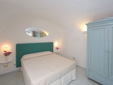 Bedroom with Queen Bed