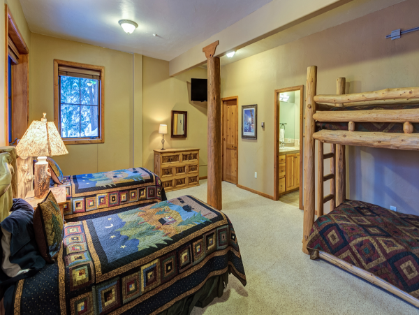 Perfect Vacation Rental with 5 Bedrooms in Breckenridge