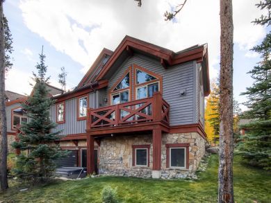 Luxury 3 Bedroom Breckenridge Vacation Townhouse & Den.