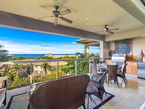 Wailea Gorgeous Three Bedroom Condo Ocean Views
