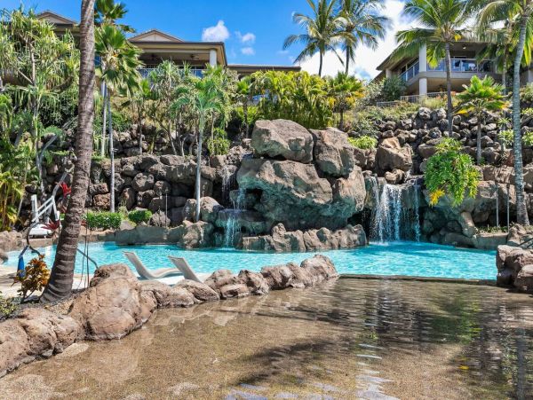 Wailea Gorgeous Three Bedroom Condo Ocean Views