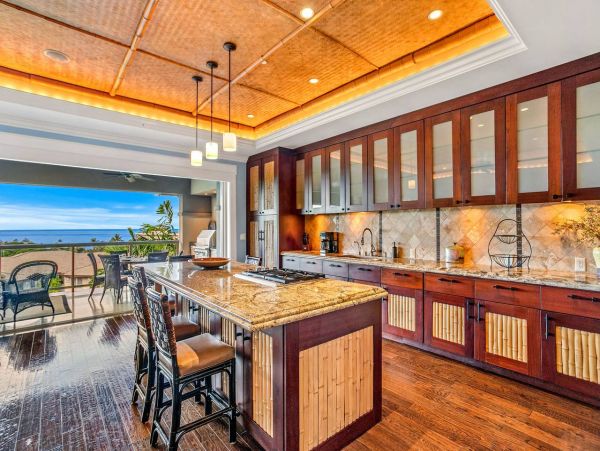 Wailea Gorgeous Three Bedroom Condo Ocean Views