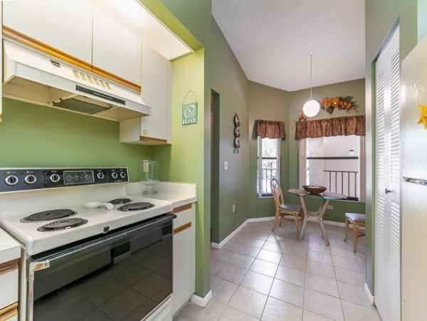 Lake View Vacation Rental Near Anna Maria Island & Longboat Key