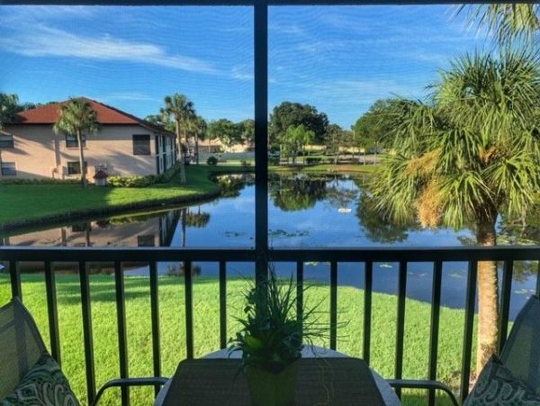 Lake View Vacation Rental Near Anna Maria Island & Longboat Key