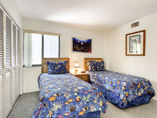 Rare Three Bedroom Rental on Beach on Posh Longboat Key