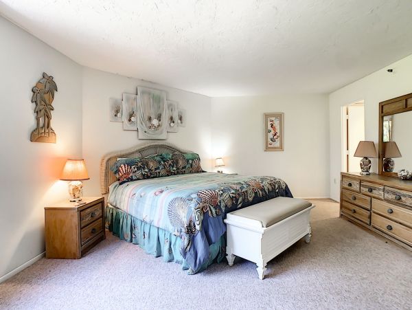 Rare Three Bedroom Rental on Beach on Posh Longboat Key