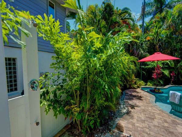 Beautiful Anna Maria Island Rental with Pool Sleeps Six