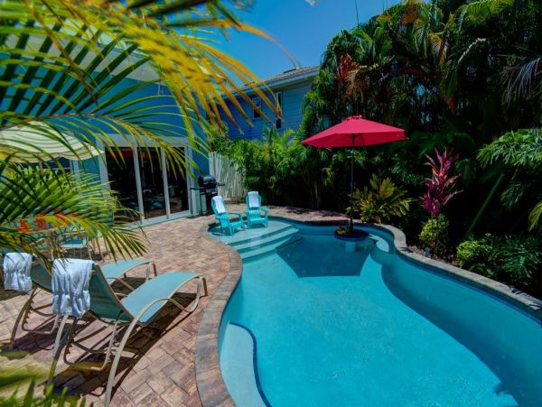 Beautiful Anna Maria Island Rental with Pool Sleeps Six