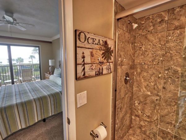 Gulf View Sanibel Condo 2 Bedrooms Sleeps 6 Communal Pool