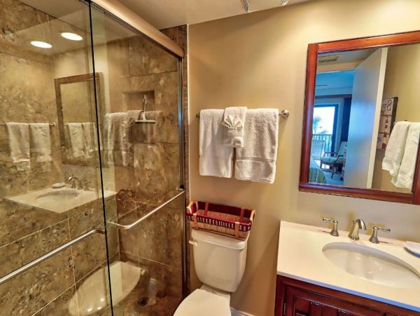 Gulf View Sanibel Condo 2 Bedrooms Sleeps 6 Communal Pool