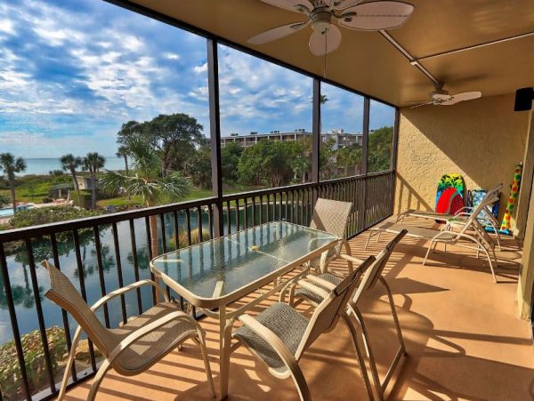 Gulf View Sanibel Condo 2 Bedrooms Sleeps 6 Communal Pool