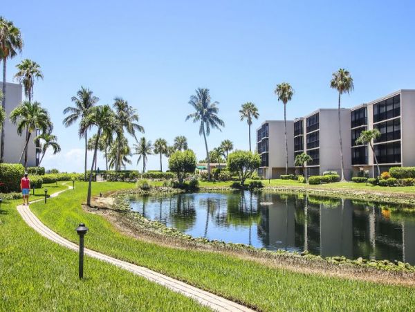 On Beach Sanibel Vacation Condo Two Bedroom Gulf Views