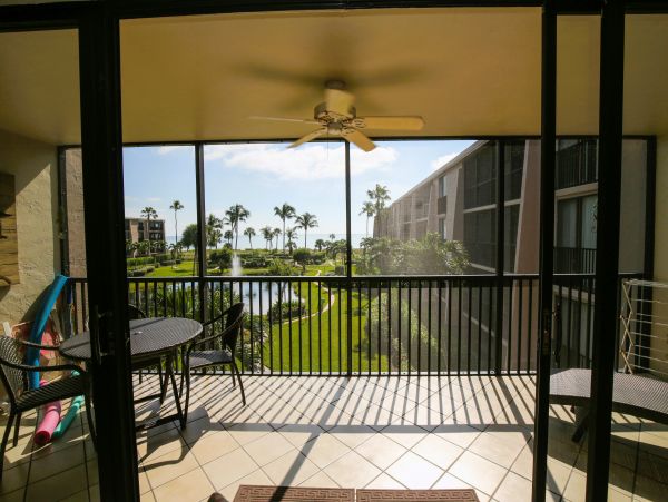 On Beach Sanibel Vacation Condo Two Bedroom Gulf Views