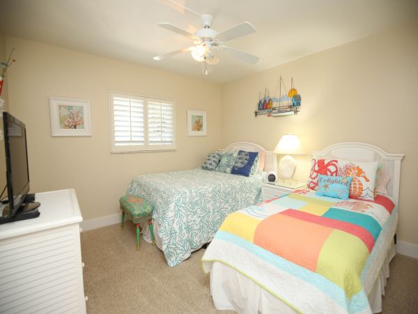 Sanibel Island Beachfront Vacation Rental - Gulf View 2-Bedroom Condo