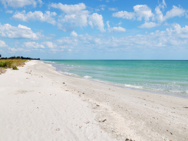 Cozy Sanibel Condo with Ocean Views