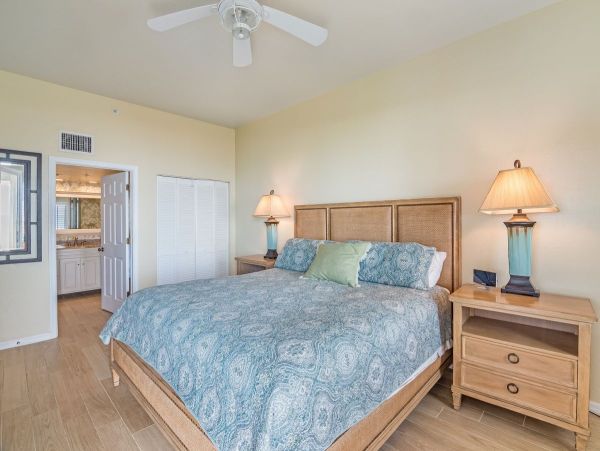 Cozy Sanibel Condo with Ocean Views
