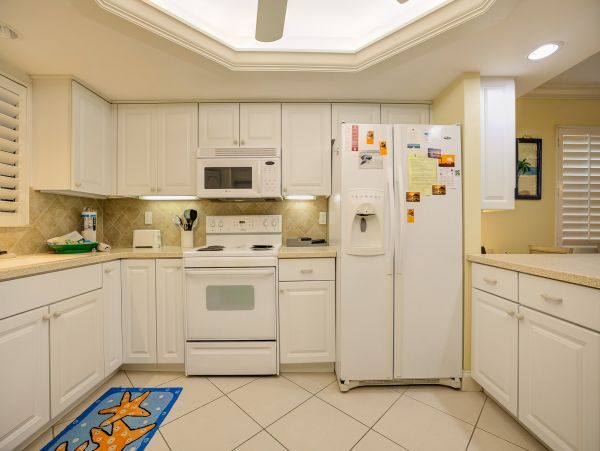 Beautiful Gulf Front Vacation Condo in Sanibel 6 Guests