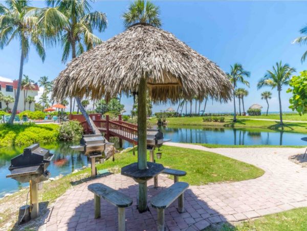 Ocean Views Two Bedroom Vacation Condo in Sanibel