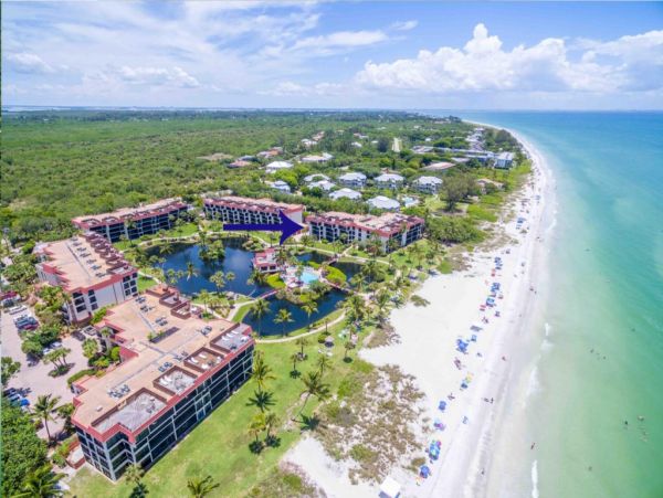 Ocean Views Two Bedroom Vacation Condo in Sanibel