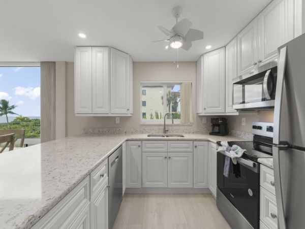 Sanibel Island Beachfront Condo Rental - West Gulf Drive Vacation with Gulf Views