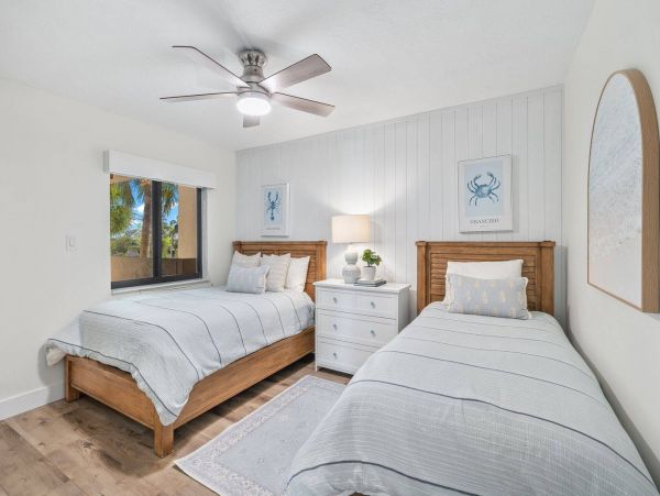 Gulf-Front Escape in Sanibel 2 Bedroom Condo