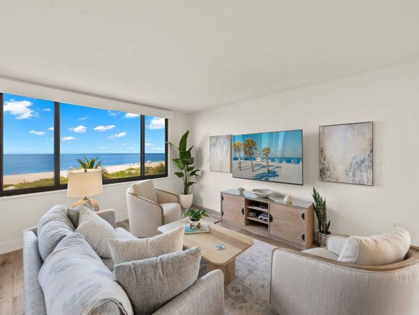 Gulf-Front Escape in Sanibel 2 Bedroom Condo
