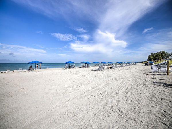 Captiva Island Beach Front Vacation Rental Sleeps 6 Pool