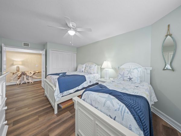 Sanibel Island Vacation Rental with Three Bedrooms on Beach