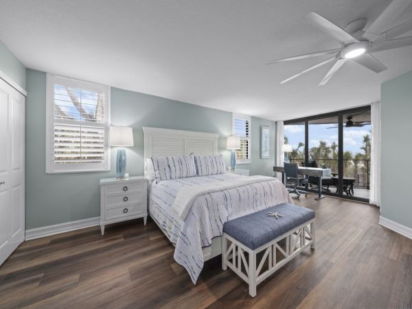 Sanibel Island Vacation Rental with Three Bedrooms on Beach