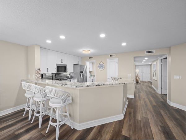 Sanibel Island Vacation Rental with Three Bedrooms on Beach