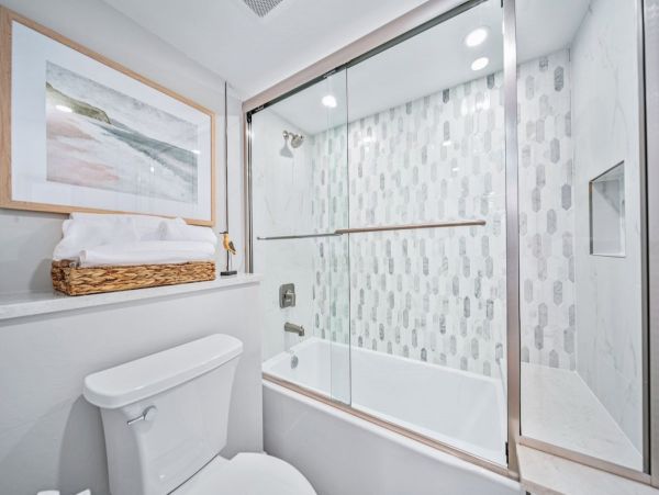 Gulf Front Luxury Condo Three Bedroom in Sanibel
