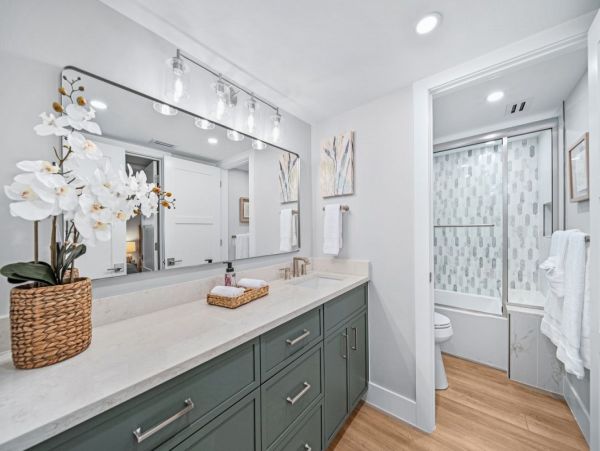Gulf Front Luxury Condo Three Bedroom in Sanibel