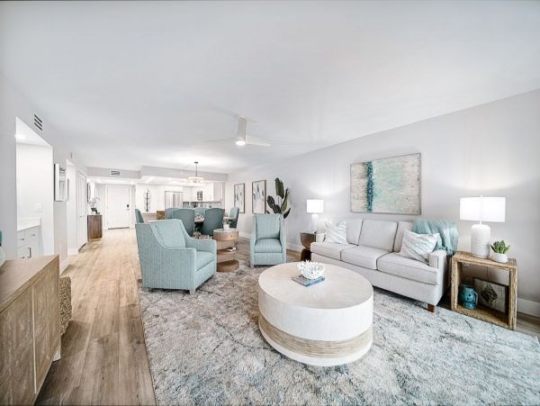 Gulf Front Luxury Condo Three Bedroom in Sanibel