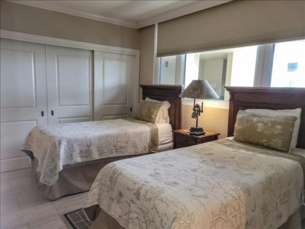 Gulf Front Beachplace unit