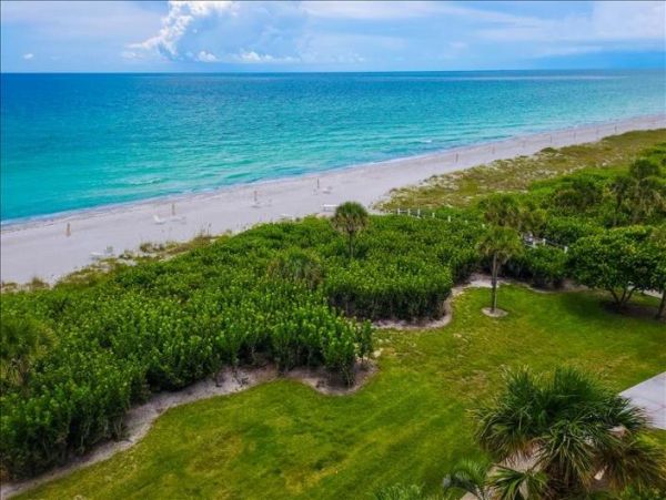 Gulf Front Beachplace unit