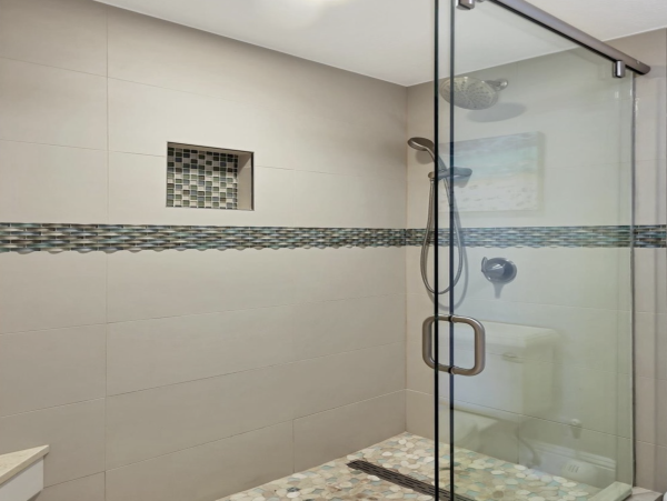 Luxury Gulf Front Condo Longboat key Best Location Between Longboat Key Club & St Regis