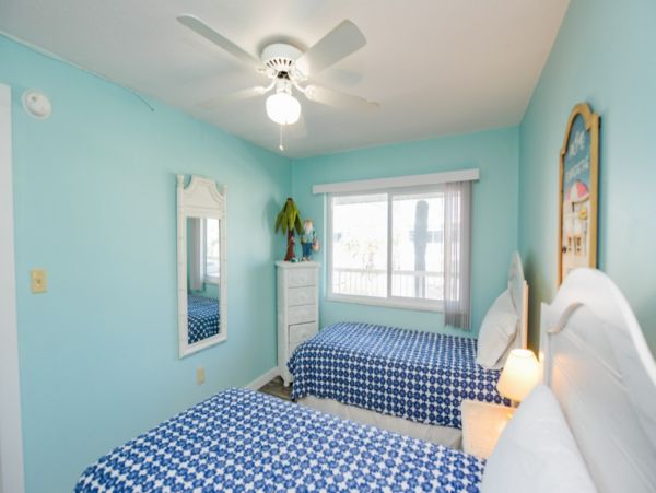 Bradenton Beach Vacation Condo 2 Bedrooms Sleeps Six Guests