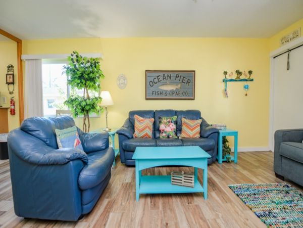 Bradenton Beach Vacation Condo 2 Bedrooms Sleeps Six Guests