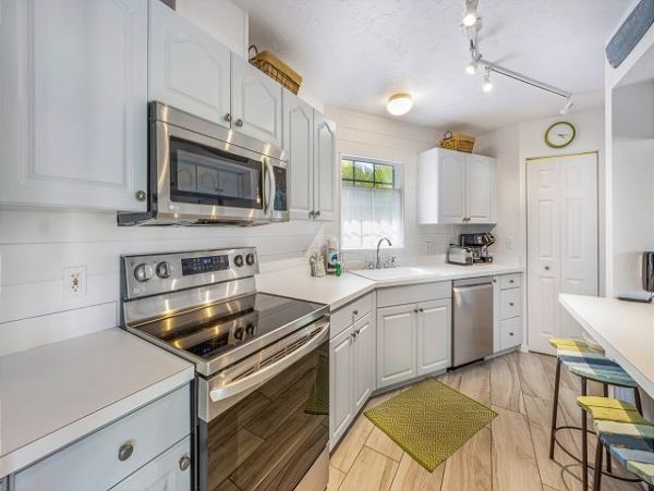 Anna Maria Island 3 Bedroom Vacation Rental Sleeps 6 Pool