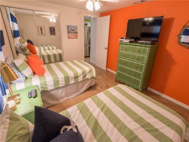 Holmes Beach Vacation Condo Sleeps Four Guests.