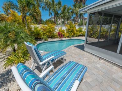 Holmes Beach Vacation Condo Sleeps Four Guests.