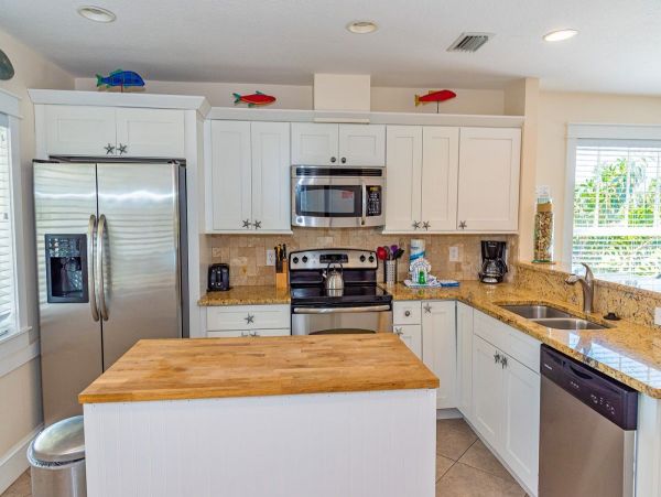 Holmes Beach 2 bedroom Rental Vacation Home