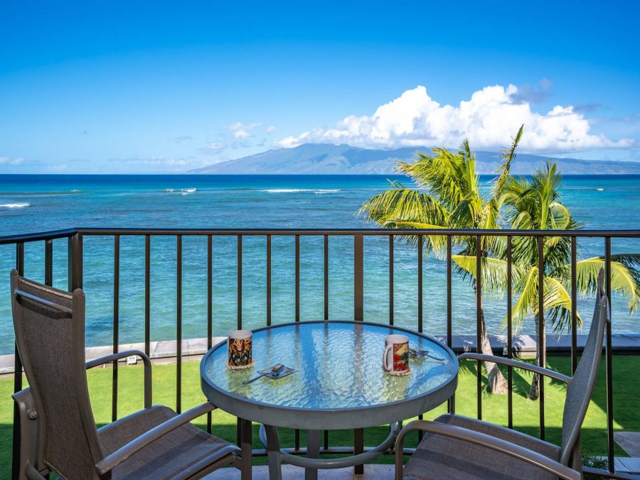 Kahana One Bedroom Rental with Fantastic Oceanfront Views
