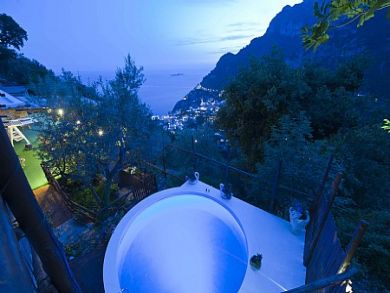Private Hot Tub Overlooking Coast