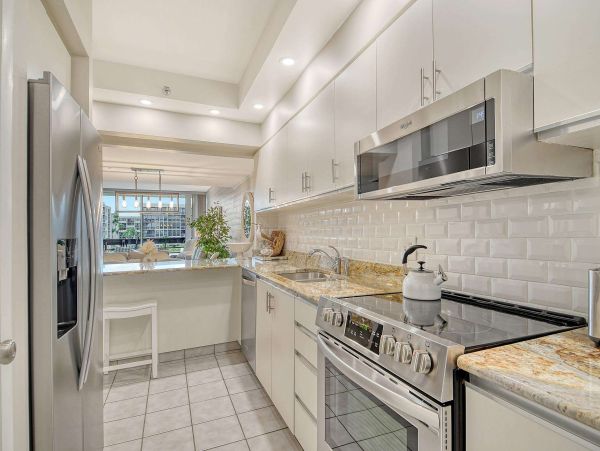 Longboat Key Vacation Condo Two Bedroom Gulf Views