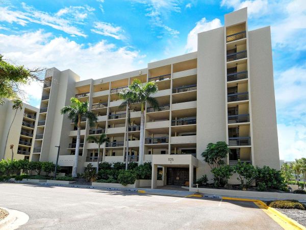 Longboat Key Vacation Condo Two Bedroom Gulf Views