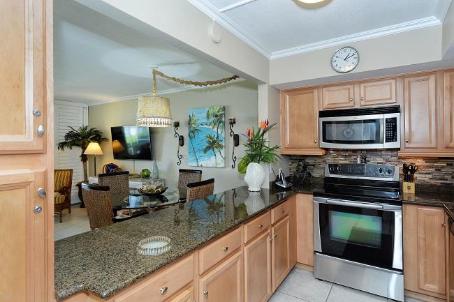 A Rrae Find Beach Front on Posh Longboat Key - additional view, photo 2