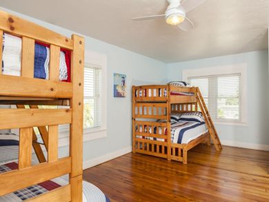 4 Bedroom Ft Myers Beachfront Chalet, Sleeps 12