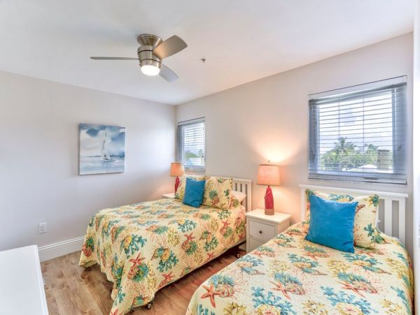 Fort Myers 4 Bedroom Beach Rental One House off the Beach
