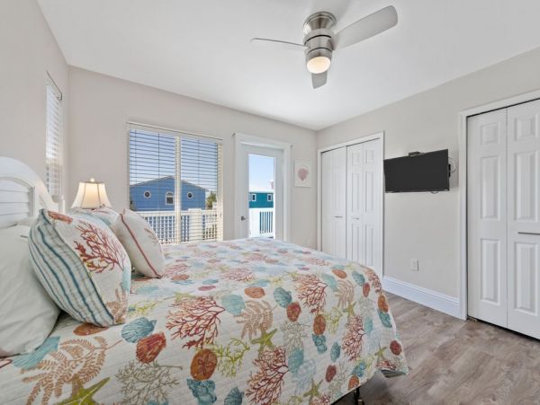 Fort Myers 4 Bedroom Beach Rental One House off the Beach